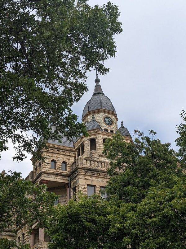 Denton Courthouse Square Dining & Shopping District