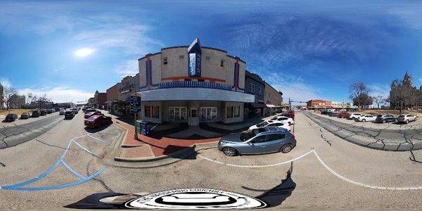 Denton Courthouse Square Dining & Shopping District